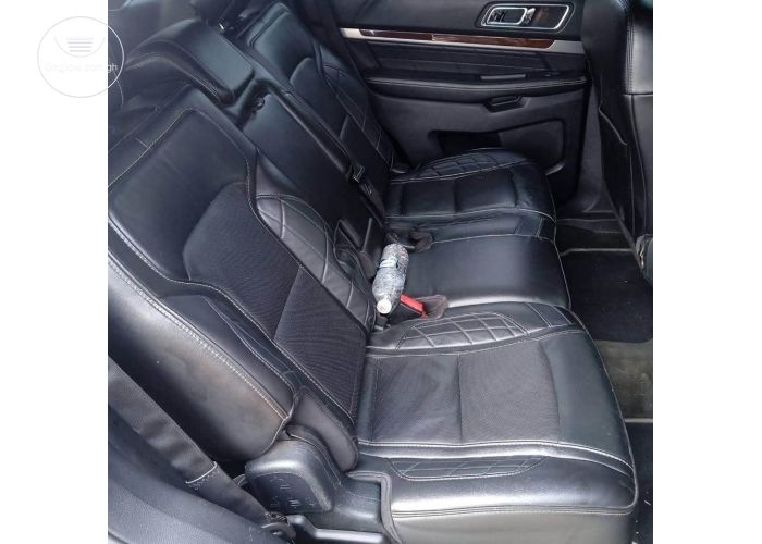 Ford Explorer Platinum 