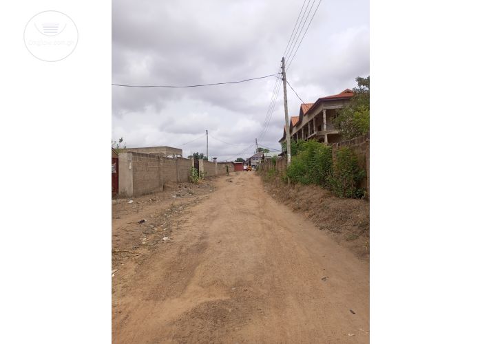 FREEHOLD AND REGISTERED OLD HOUSE AT ASYLUM DOWN ACCRA