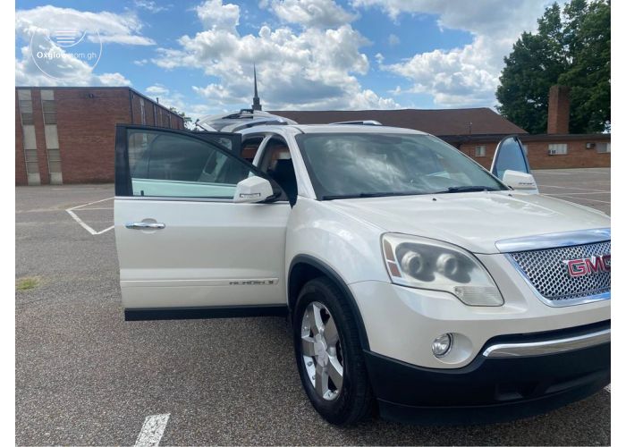 GMC Acadia