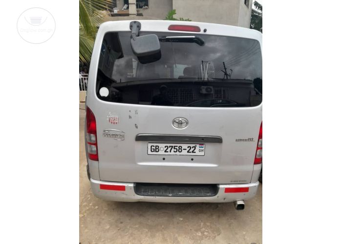 Hiace Work and Pay Cars
