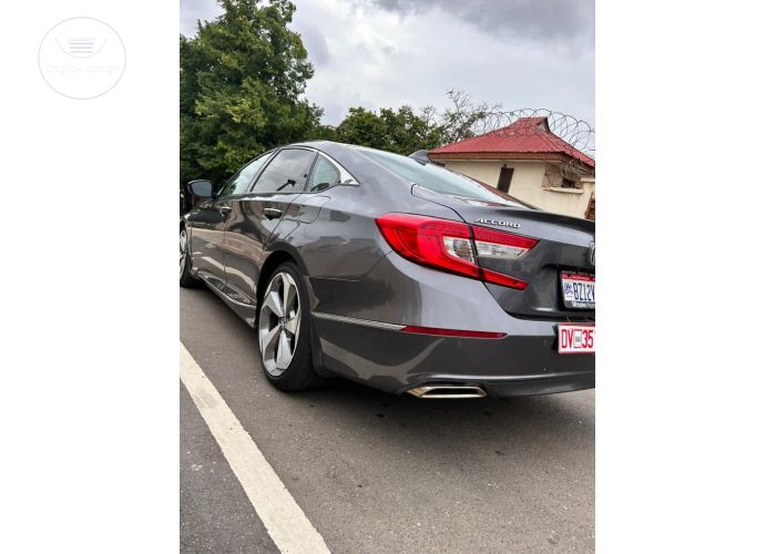 Honda Accord Touring