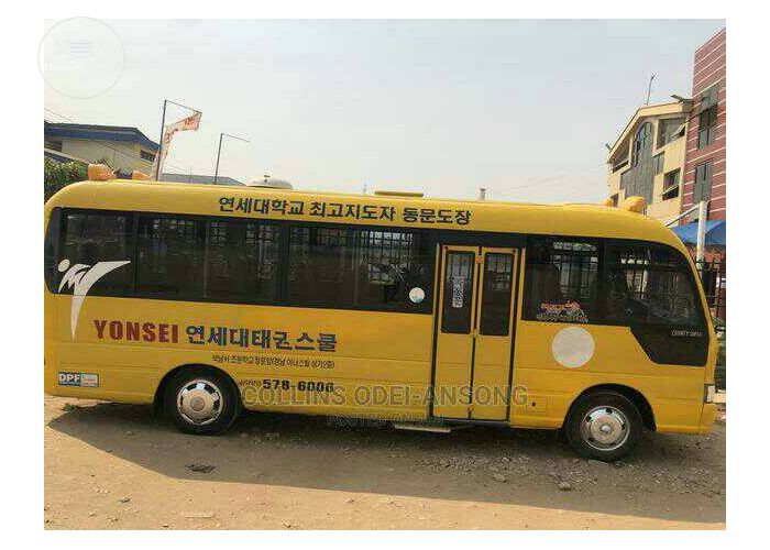 Hyundai County Bus