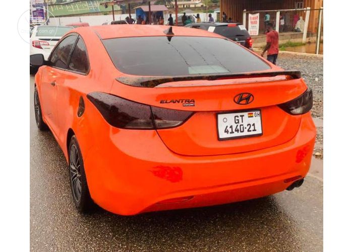 Hyundai Elantra 