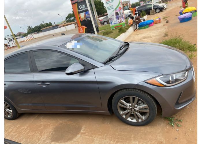 HYUNDAI ELANTRA 