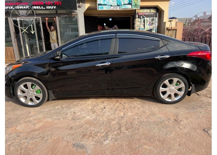Hyundai Elantra 