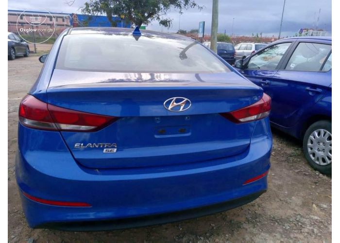 Hyundai Elantra SE DV