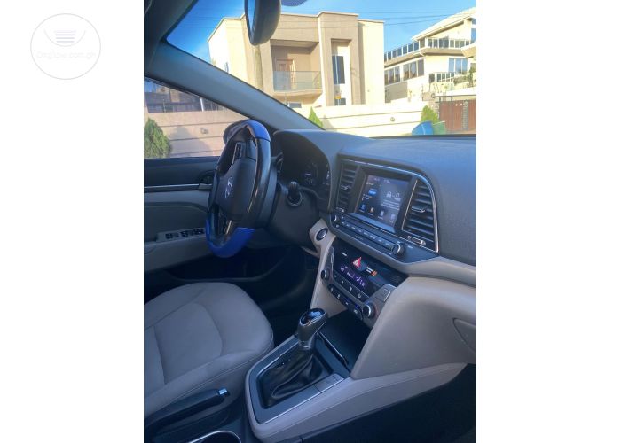 Hyundai Elantra SEL