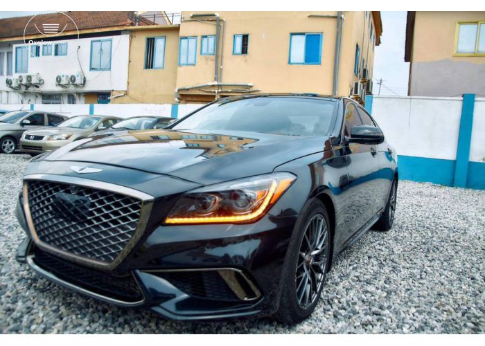 HYUNDAI GENESIS G80
