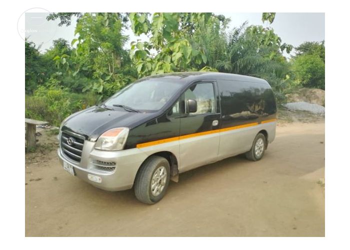 Hyundai H1 Van