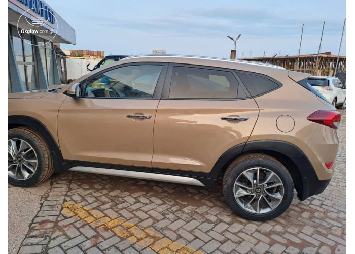 Hyundai Tucson SE