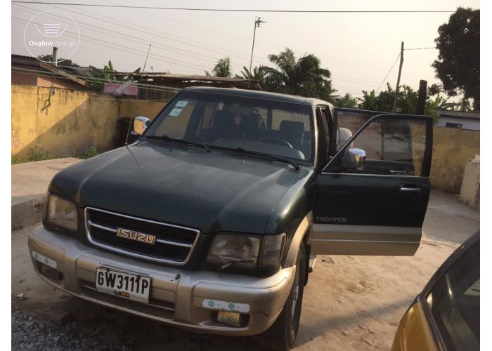 Isuzu Trooper