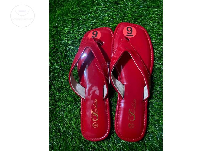Ladies slippers