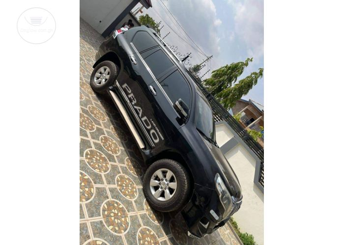 LAND CRUISER PRADO 2017 MODEL