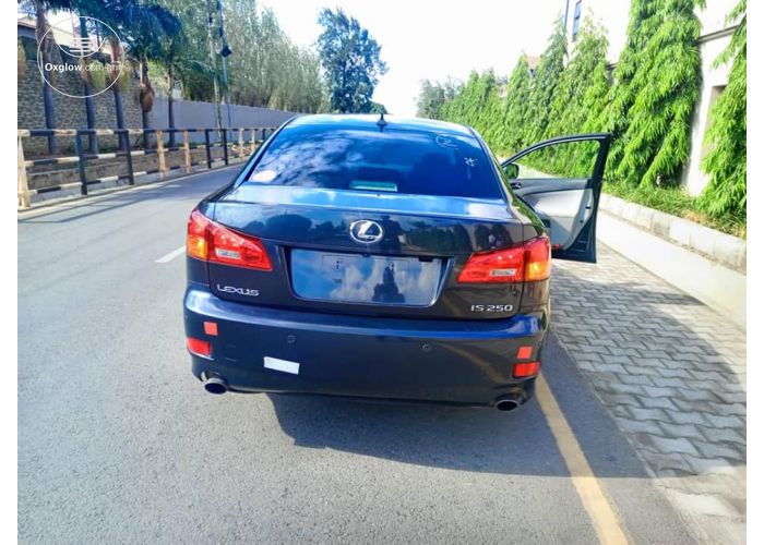 Lexus IS250