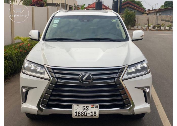 LEXUS LX750