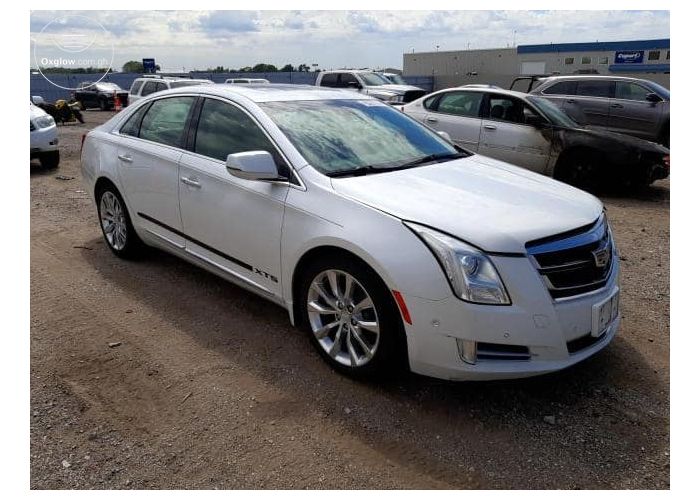Luxury Cadillac XTS