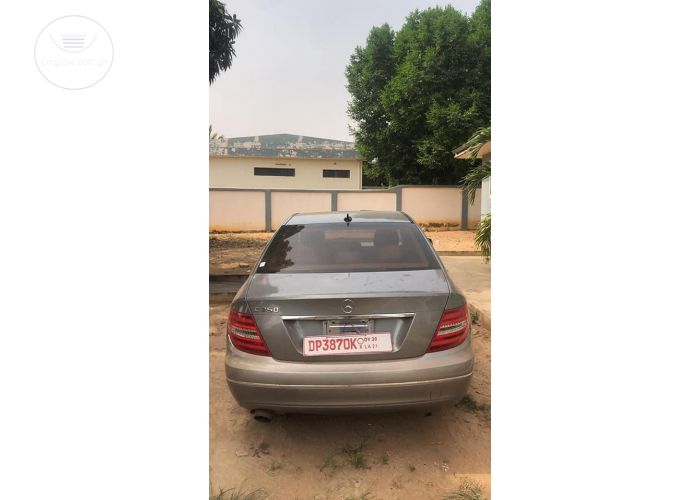 Mercedes Benz C-250