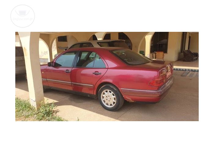 Mercedes Benz C200 