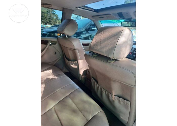 MERCEDES BENZ C200
