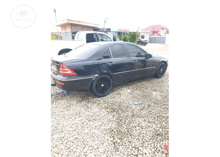 Mercedes Benz C250