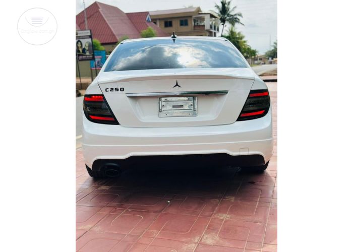 Mercedes Benz C250