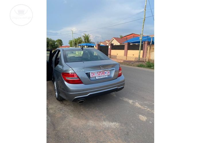 Mercedes Benz C250