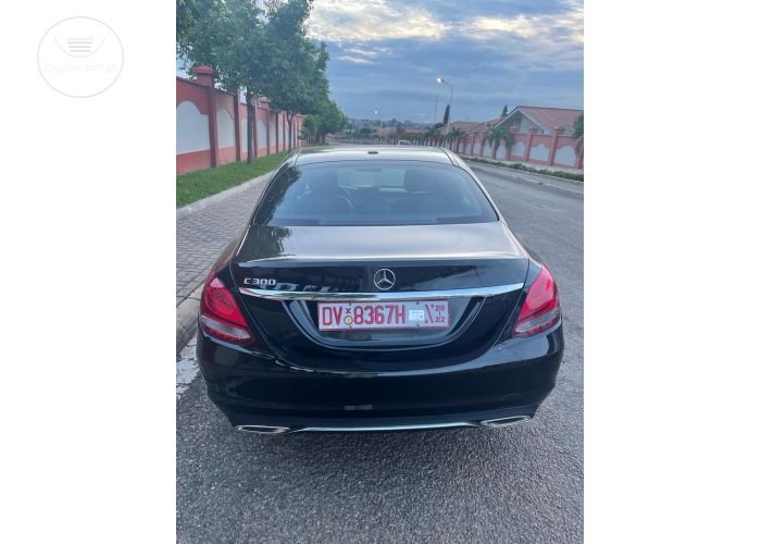 Mercedes-benz C300 