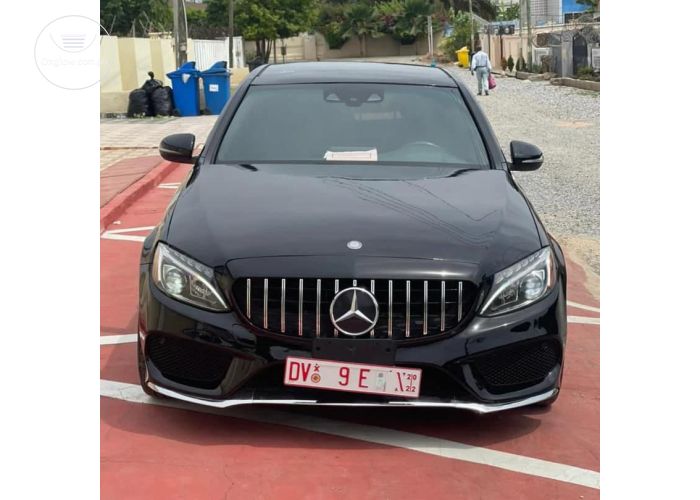 Mercedes Benz C300 2017 Model