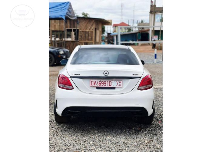 Mercedes Benz C300