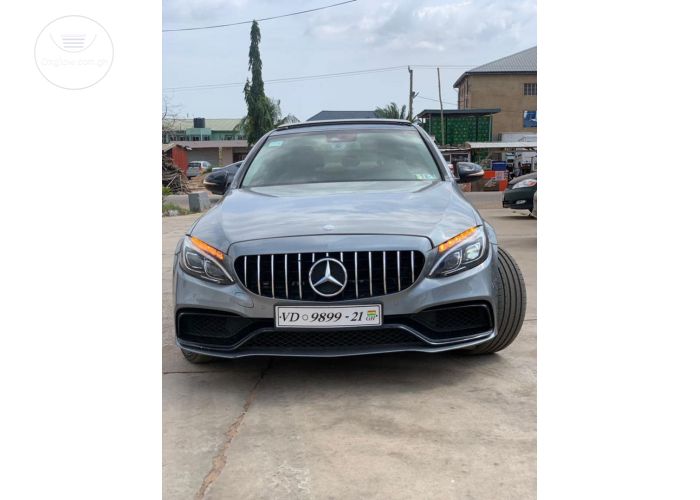 Mercedes Benz C300
