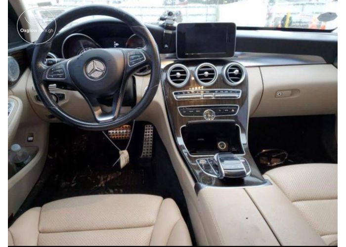 Mercedes Benz C300