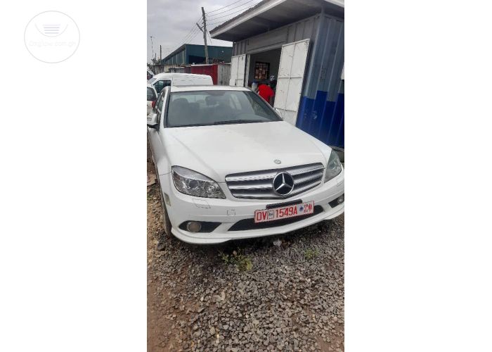 Mercedes Benz C300