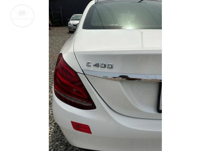 Mercedes Benz C400