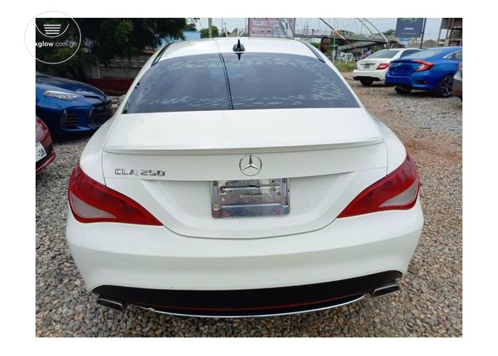 Mercedes Benz CLA 250 