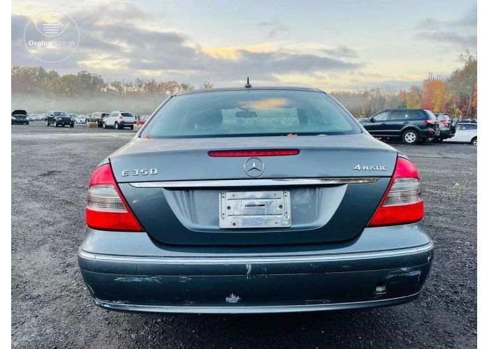 Mercedes Benz E350 