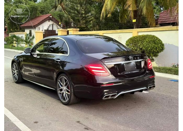 Mercedes-Benz E63s 