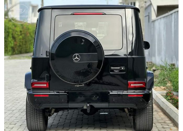 Mercedes-Benz G550  
