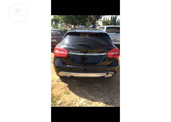 Mercedes Benz GLA 250