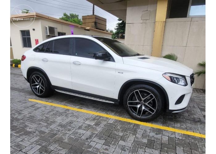 Mercedes Benz GLE450