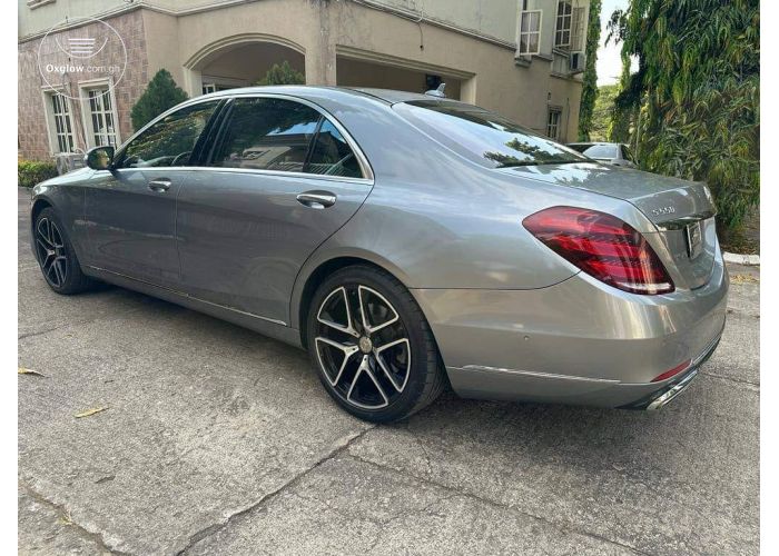 Mercedes-Benz S550