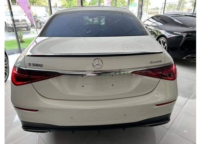 Mercedes Benz S580