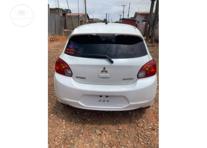 MITSUBISHI MIRAGE