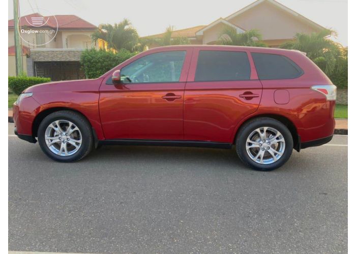 Mitsubishi Outlander SE
