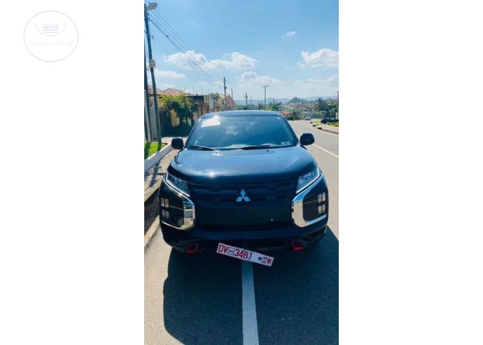 MITSUBISHI OUTLANDER SPORTS 