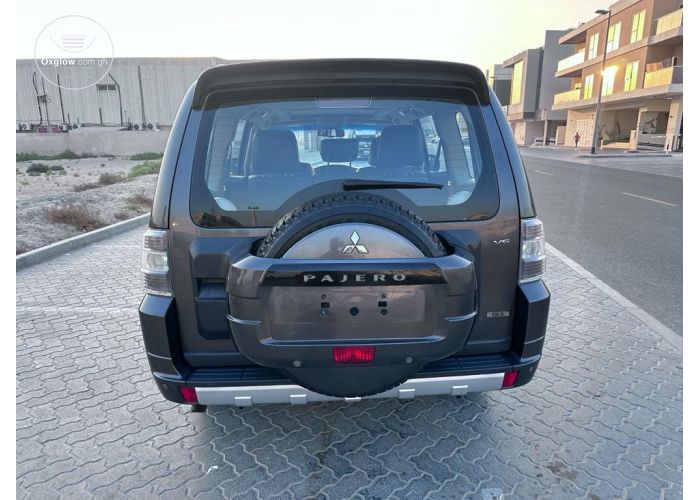 Mitsubishi Pajero GLS
