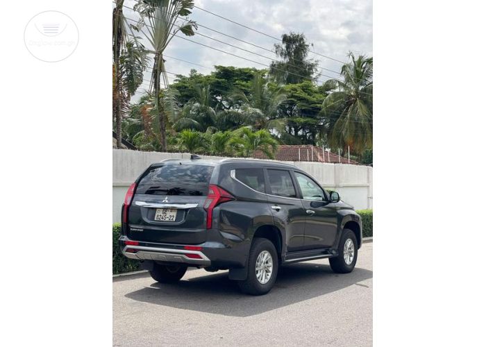 Mitsubishi Pajero Sport