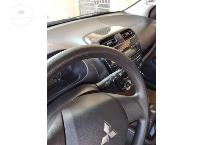 Mitsubishi Space