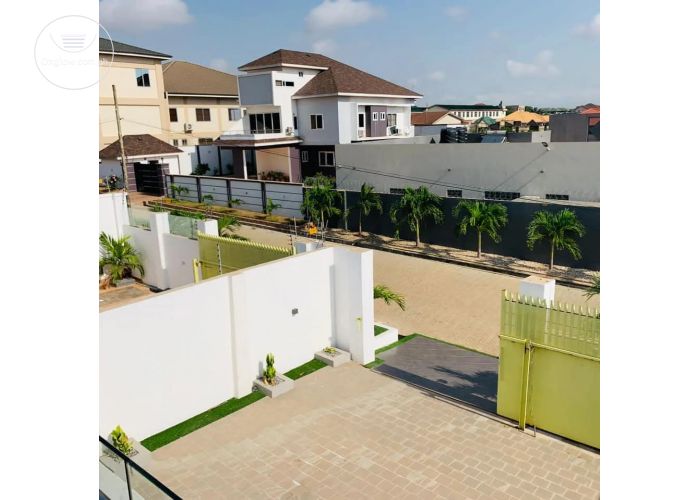New 4 Bedrooms House