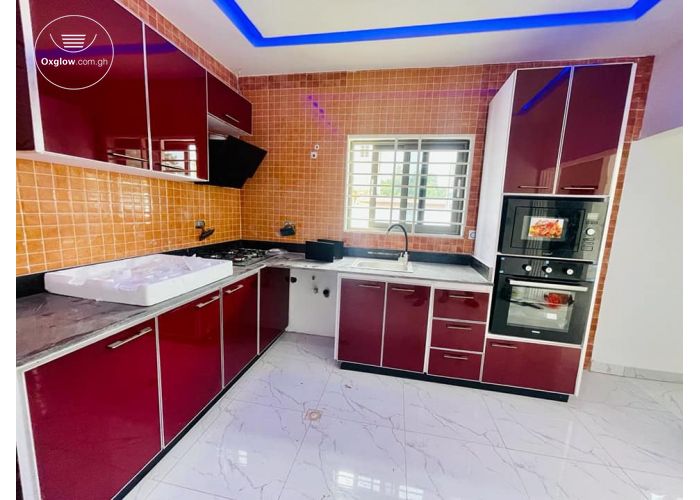 Newly Built 3 Bedrooms House