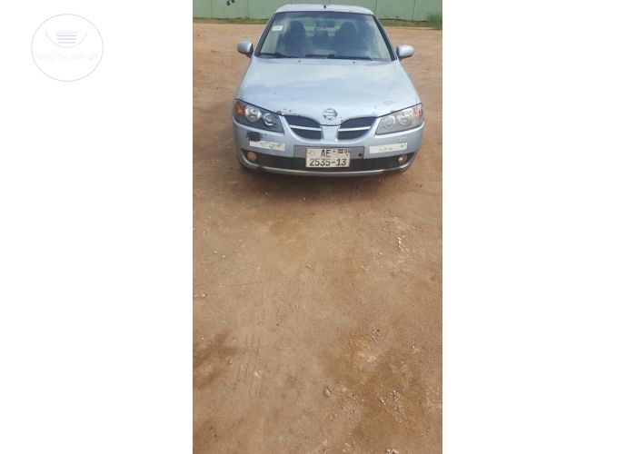 Nissan Almera